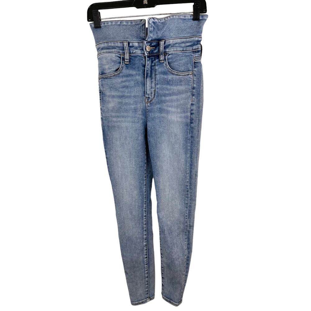 American Eagle Super High Rise Jegging Size 2 Short Light Wash Fold Waist